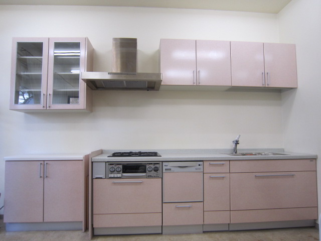 普通のシステムキッチン