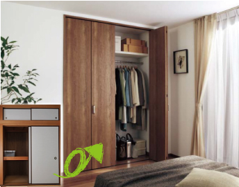 Panasonic　べりティス　クローゼット扉(折れ戸)