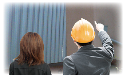 お客様と打ち合わせ