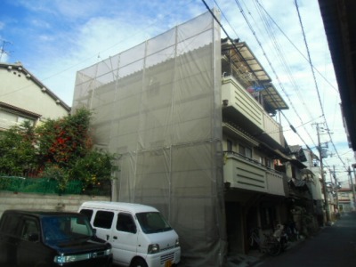 施工中　仮設足場