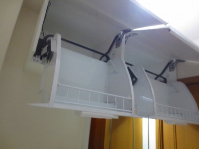 LIXIL洗面化粧台ピアラアッパーキャビネットダウン機能付