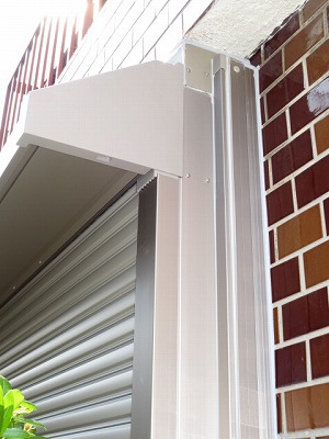 後付けリフォーム用シャッターアトリエ　手動