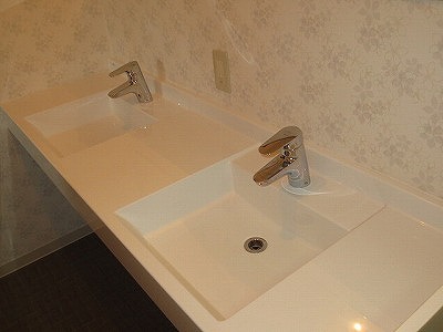 LIXILマーベリイナカウンター