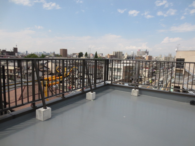 アルミ製縦格子手摺り