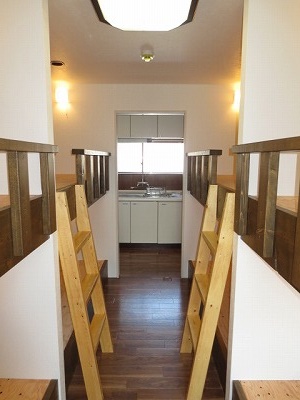 二段ベッド　ゲストハウス