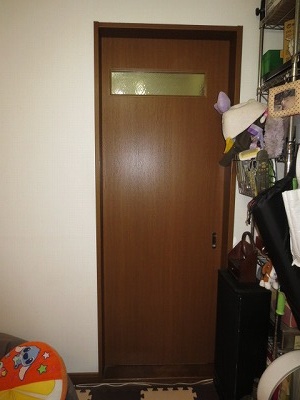 洗面　片引き戸