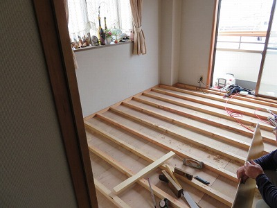 畳からフローリングに