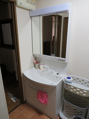 下台　CQM75KSCW
３面鏡　XGQM75K3K3SMKCK3SMKC