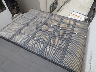  大阪市住之江区　S様邸　波板張替え工事