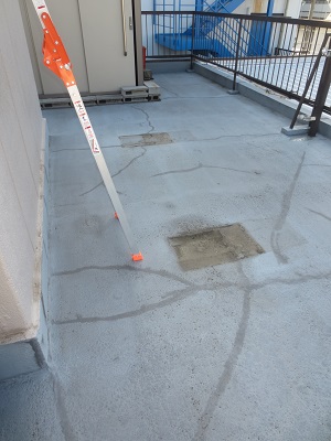 屋上バルコニー　 ウレタン塗膜防水通気工法