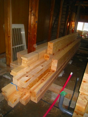 材木（ヒノキ）