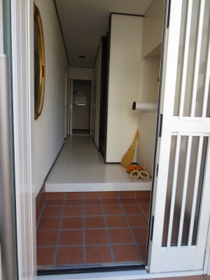 玄関施工後