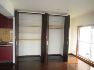 クロゼット内完成