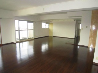 広いリビング完成