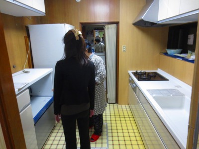 キッチン説明中