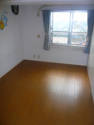 フローリング貼り