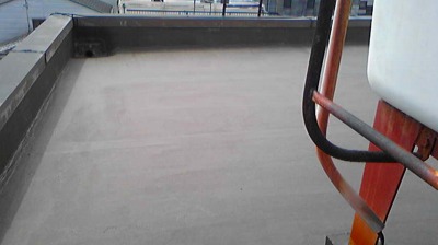 防水材上塗り　完成