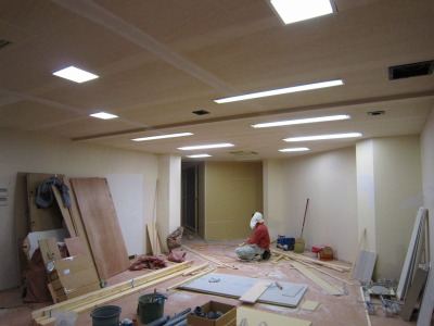 間仕切り施工中