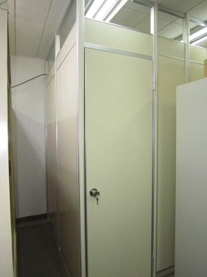 アルミパーティションドア付