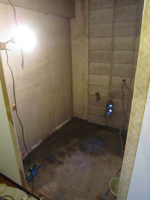 ユニットバス解体完了