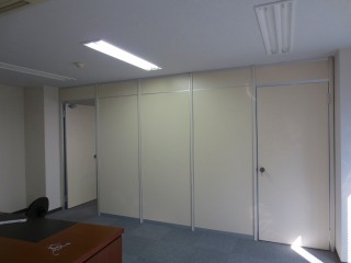 アルミパーティション