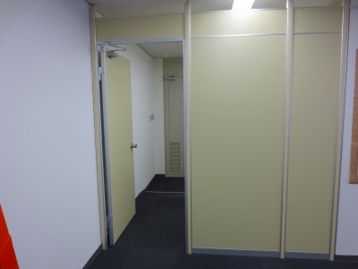 アルミパーティション