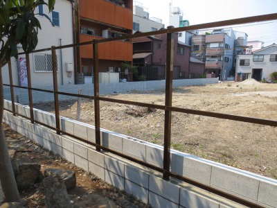 アルミ柱骨組み